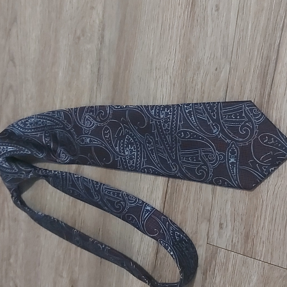 Perry Ellis Portfolio tie